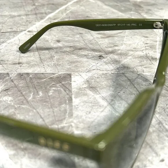 DIFF Eyewear — Cassidy Sunglasses in Olive Green — NWT - Picture 5 of 9